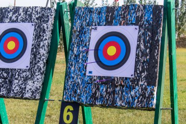 açık dart veya ok hedef