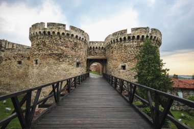 Sırbistan 'ın Kalemegdan kentindeki Zindan kapısı