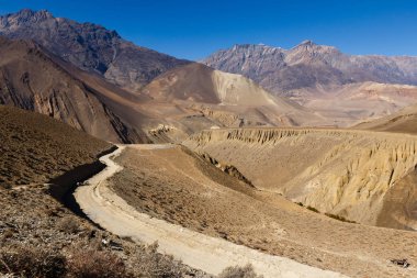 Jomsom dağın yoldan Muktinath, Nepal