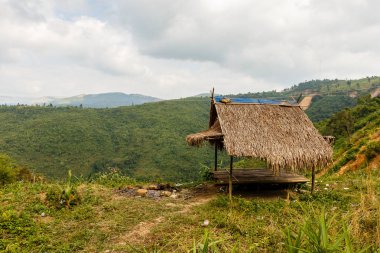 bambu kulübe laos dağlarında.