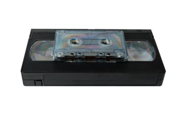 ses teyp kaseti ve beyaz arka plan üzerinde izole Vhs video kaset kaset.