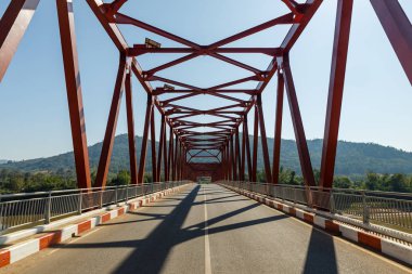 Nasak-khokhaodo laos-Hollanda arkadaşlık köprüsü. Mekong Nehri üzerindeki köprü..