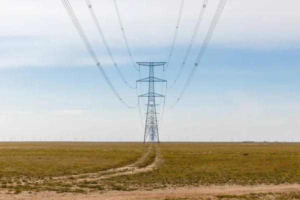 High Voltage Electric Transmission Tower Energy Pylon — Stock Photo, Image