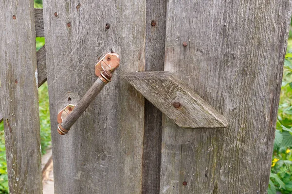 Captura Madeira Porta Para Jardim Cozinha — Fotografia de Stock