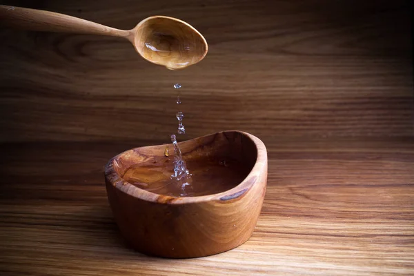 Піст, Піст. Ложка і чашка води на дерев'яному фоні — стокове фото