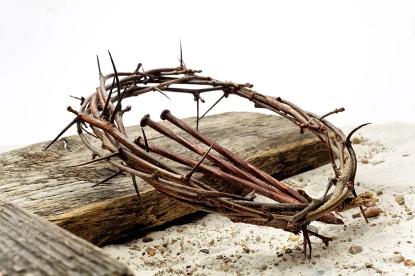 Jesus Crown Thorns and nails and cross on sand. Vintage Retro Style. — Stock Photo, Image