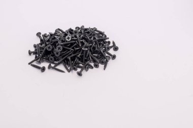 marangozluk ve metal işleri için çeşitli vidalar