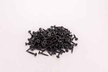 marangozluk ve metal işleri için çeşitli vidalar