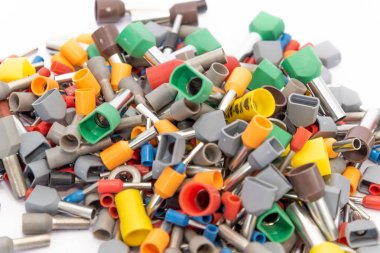 elektrik iletkenlerinin bağlantısı için içi boş nokta terminalleri