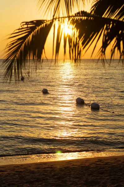Widok Morze Plaży Jomtien Zachodzącym Słońcu — Zdjęcie stockowe