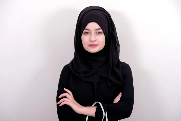 Retrato Chica Musulmana Mujer Musulmana Usar Bufanda Vestido Negro Foto —  Fotos de Stock