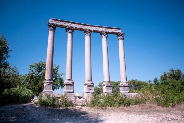 Ruinas Uzuncaburc Ciudad Antigua Columnas Mármol — Foto de Stock