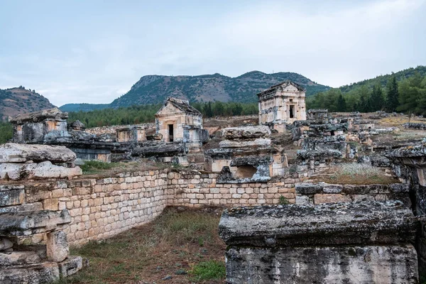 Ruiner Hierapolis Ancient City Theater – stockfoto
