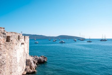 Bodrum Kalesi, Ege Denizi ve Bodrum Kalesi 'nden tekne fotoğrafları.