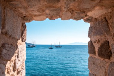 Bodrum Kalesi, Ege Denizi ve Bodrum Kalesi 'nden tekne fotoğrafları.