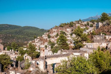 Fethiye Kasabası 'ndaki Kayakoy Köyü harabeleri terk edilmiş eski bir tarihi Yunan köyüdür.