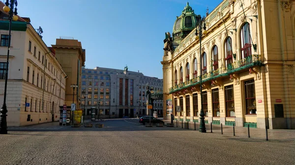 Calle Despoblada Del Casco Antiguo Praga Durante Cuarentena —  Fotos de Stock