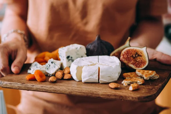 종류의 치즈와 Aperitivo — 스톡 사진