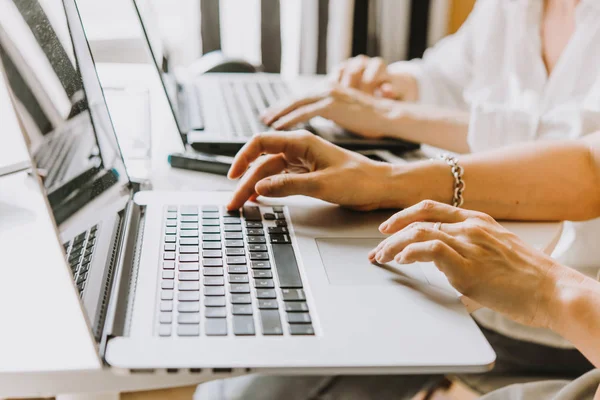 Laptops Mobile Phones Notebooks Working Table Creative Office Successful Teamwork — Stock Photo, Image