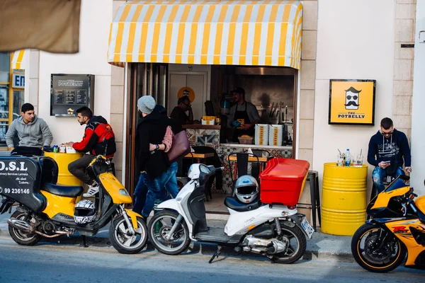 Larnaca Chypre Fevrier 2017 Vue Des Cafés Locaux Limassol Chypre — Photo