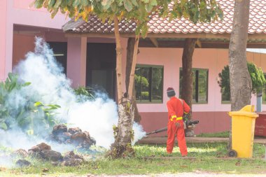 Sivrisinek kovucu makine duman bir sürü yapar