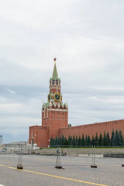 Moscou Rússia Agosto 2020 Praça Vermelha Torre Relógio Spasskaya Capital — Fotografia de Stock