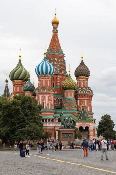 Moscú Rusia Agosto 2020 Plaza Roja Catedral Basilio Monumento Minin —  Fotos de Stock