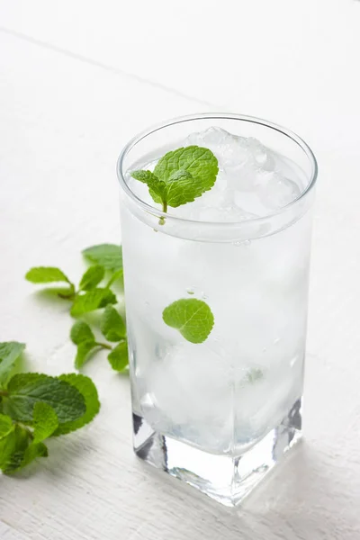 Cold Glass Drinking Water Ice Mint — Stock Photo, Image