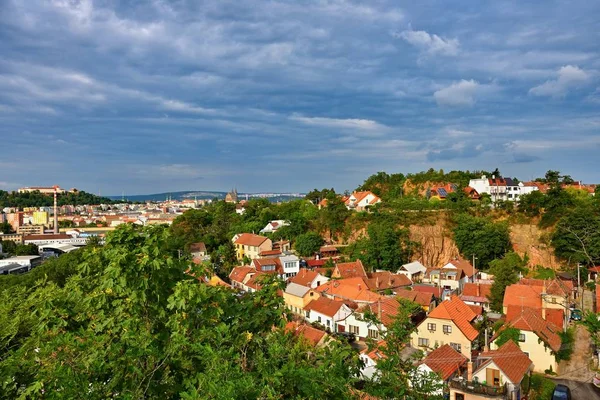 Stone Quarter Brno Edificios Antiguos Una Antigua Cantera Paisaje Con —  Fotos de Stock