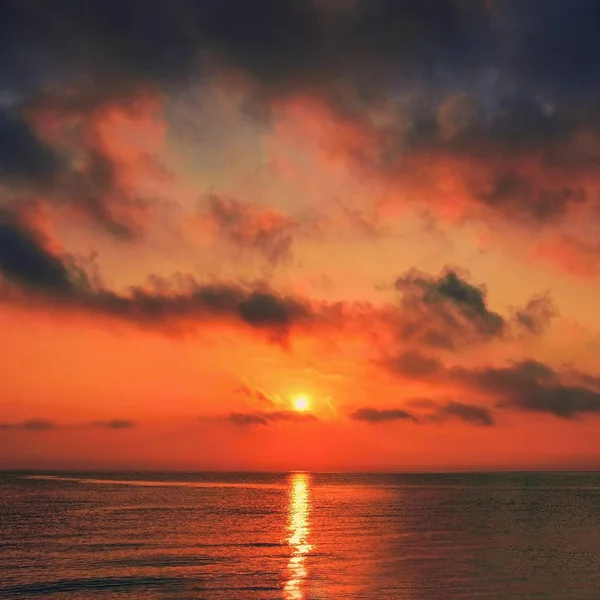 Hermoso Amanecer Atardecer Junto Mar Playa Paisaje Romántico Concepto Para — Foto de Stock