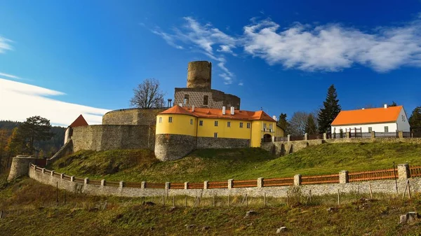 Mooie Oude Tsjechische Burcht Svojanov Tsjechië Europa Oude Architectuur Landschap — Stockfoto