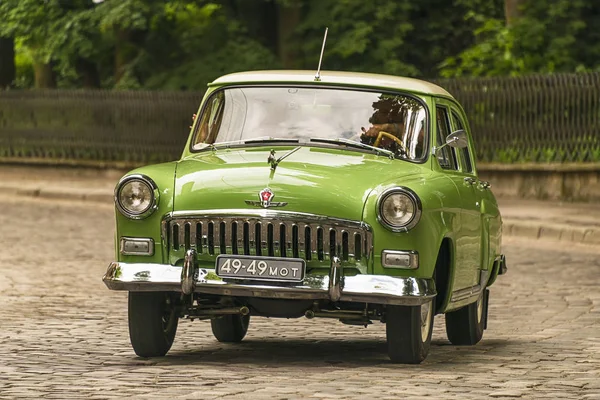 Lviv Ucrânia Junho 2018 Velho Carro Retro Gaz Participando Corrida — Fotografia de Stock