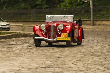 Lviv, Ukrayna - 3 Haziran, 2018:Old retro araba Aero 50 yarış Leopolis grand prix 2018, Ukrayna katılım alarak onun sahibi ile.