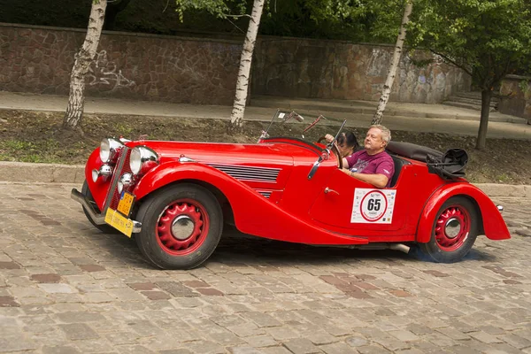 Lvov Ukrajina Června 2018 Old Retro Automobil Aero Jejím Vlastníkem — Stock fotografie