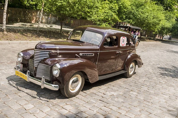 Lviv Ucrania Junio 2018 Antiguo Coche Retro Soto Con Propietario — Foto de Stock