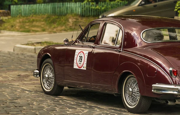 Lviv Ucrania Junio 2018 Old Retro Car Jaguar Propietario Pasajero — Foto de Stock