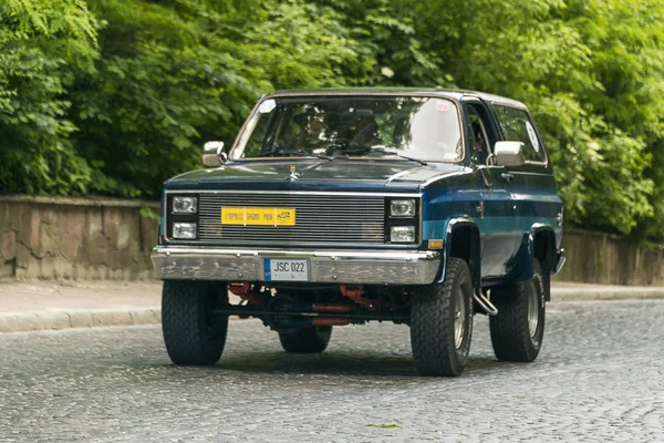 Stary samochód retro Chevrolet Blazer K5 — Zdjęcie stockowe