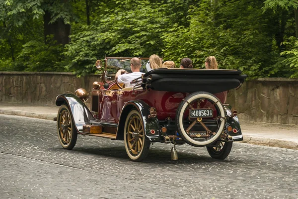 Carro retro velho Willys Knight (1920 ) — Fotografia de Stock