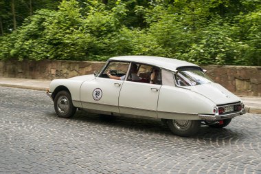 Eski retro araba Citroen Ds (1970)