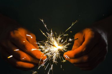 Maytap yangın elinde