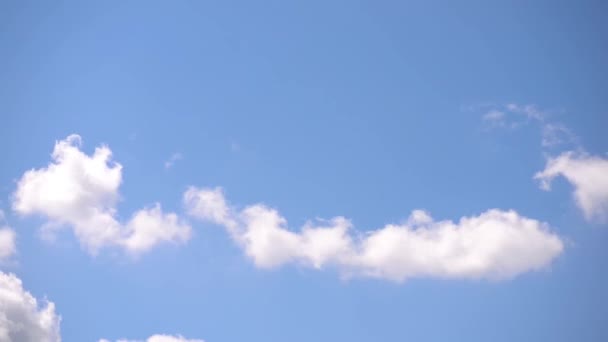 Timelapse Formação Nuvens Cumulus Dia Verão Claro Fechar — Vídeo de Stock