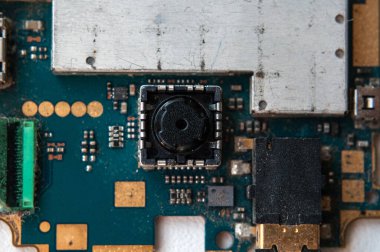 Kamera modüllü telefon çipi