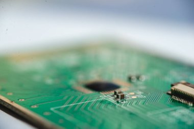 Dizüstü bilgisayar çipinin makro fotoğrafı yazmak için alanı var