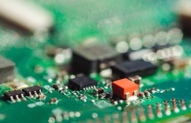 Dizüstü bilgisayarın mikro devrelerinin makro fotoğrafı