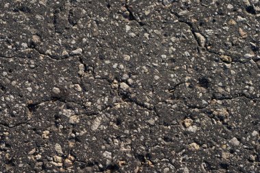 Eski çatlak asfaltın makro dokusu