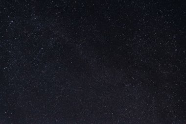 Gece, yıldızlı gökyüzü bahar gecesi