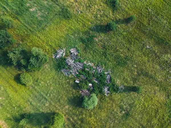 Мусорная Свалка Рядом Лесом Высоты Вертолёта Летом — стоковое фото