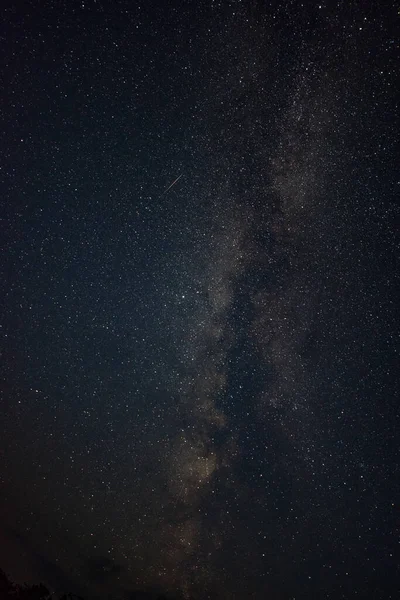 Nubes Luz Luna Contra Noche Verano Vía Láctea — Foto de Stock