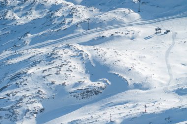 karlı dağların arka plan manzara görünümü