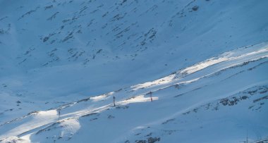 karlı dağların arka plan manzara görünümü